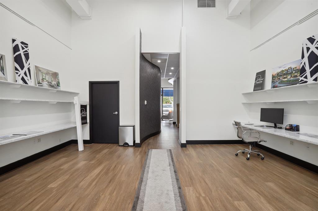 900 E Atlantic Avenue 20