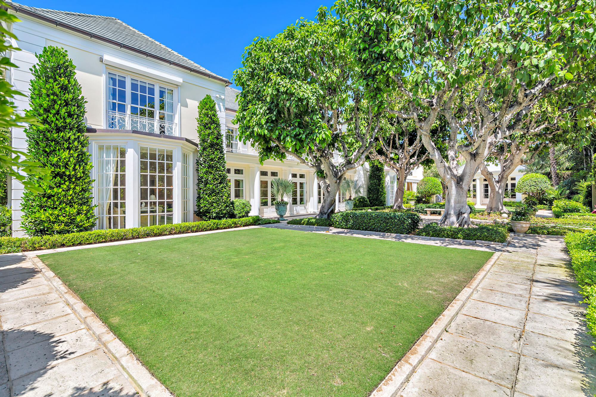 120 Via Del Lago, Palm Beach