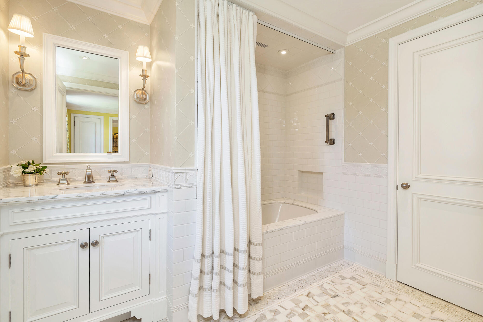 120 Via Del Lago, Palm Beach