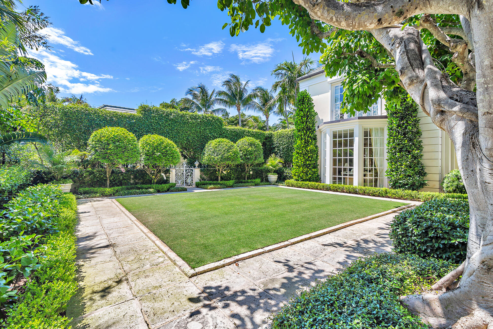 120 Via Del Lago, Palm Beach