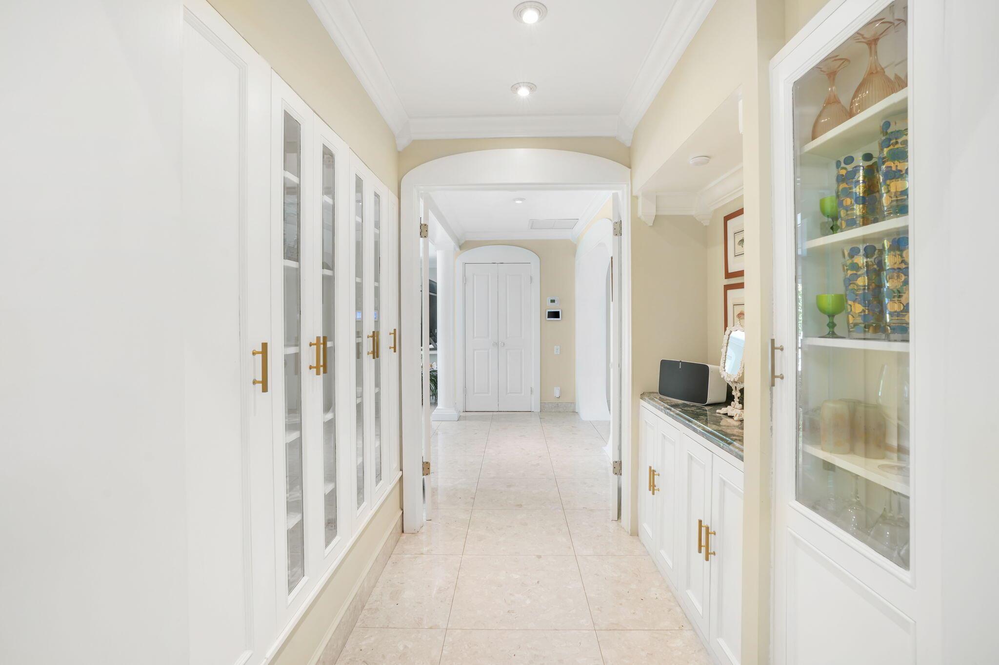 714 S Atlantic Drive