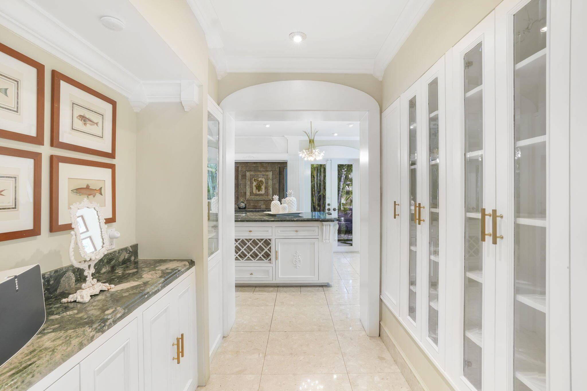 714 S Atlantic Drive