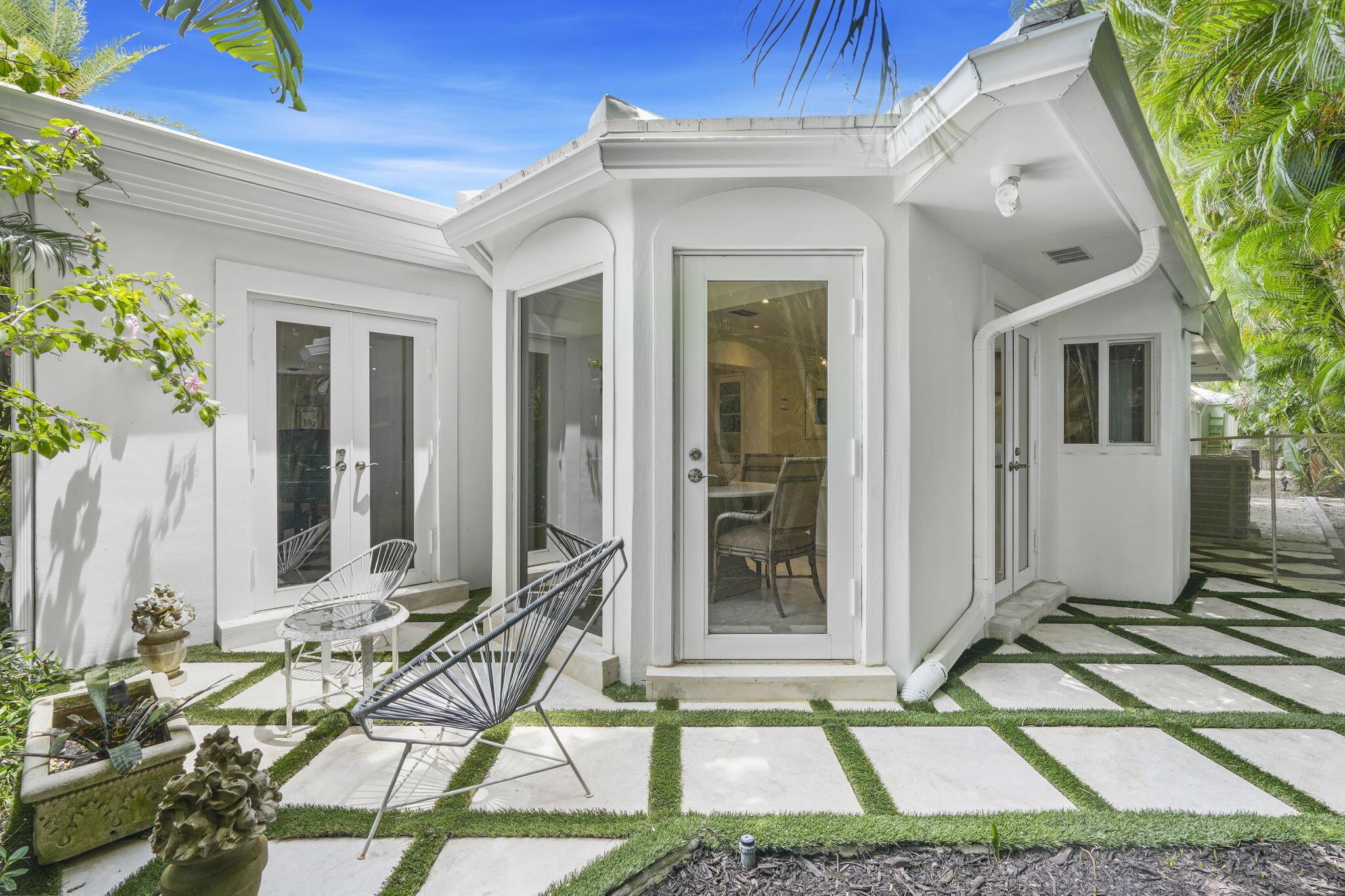 714 S Atlantic Drive