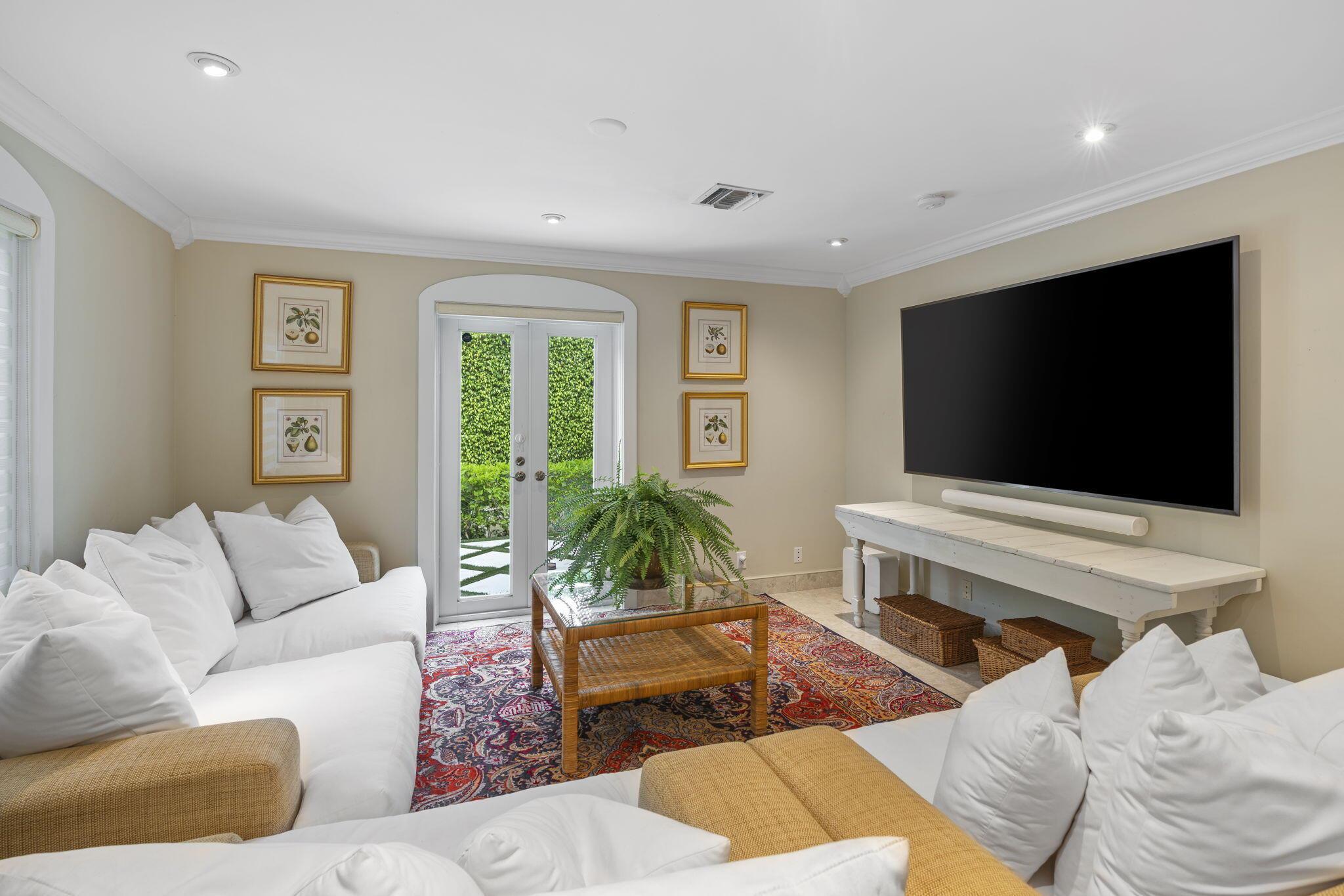 714 S Atlantic Drive