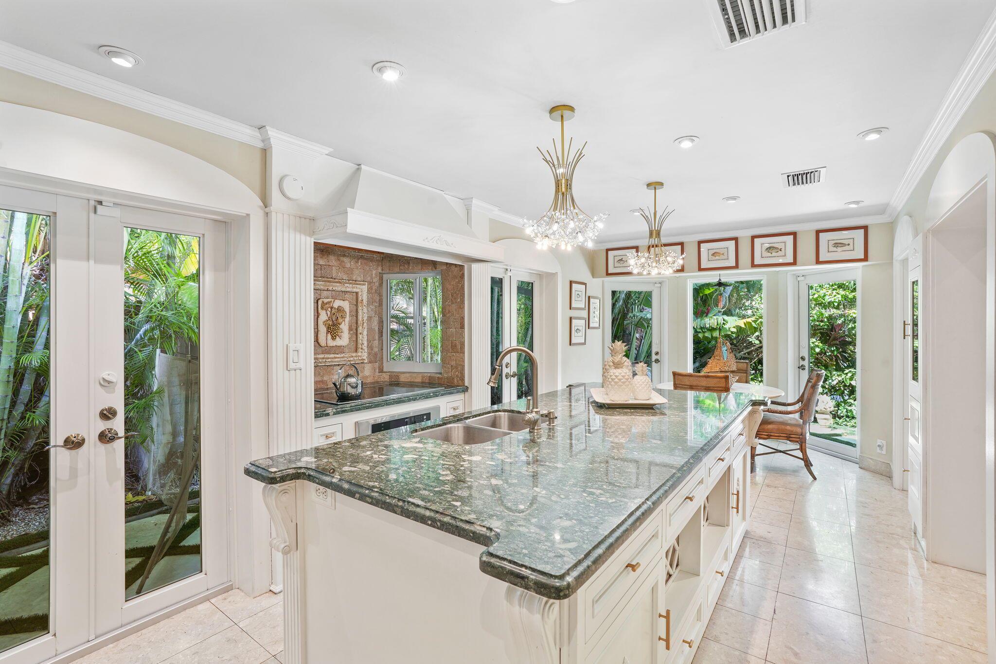 714 S Atlantic Drive