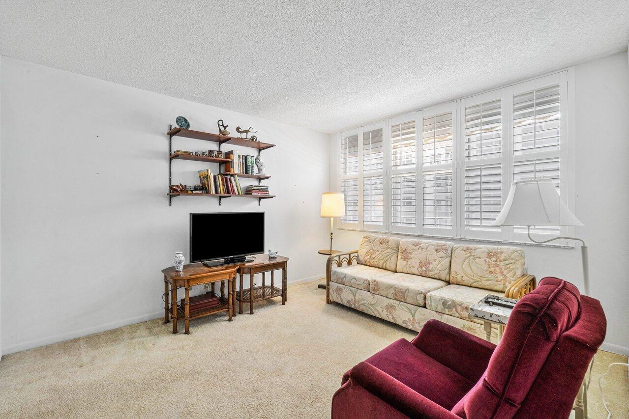 930 Dogwood Drive 355