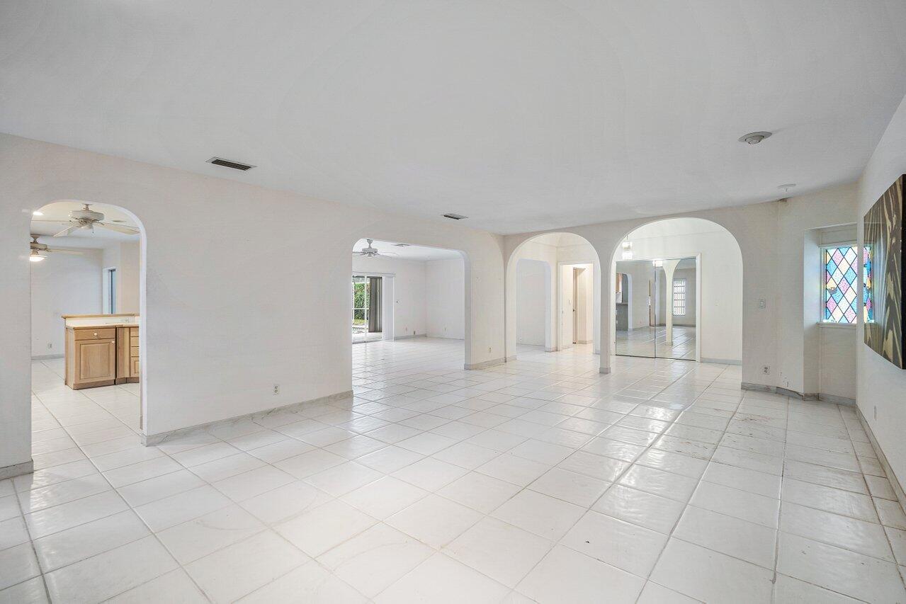 1060 Spanish River Road