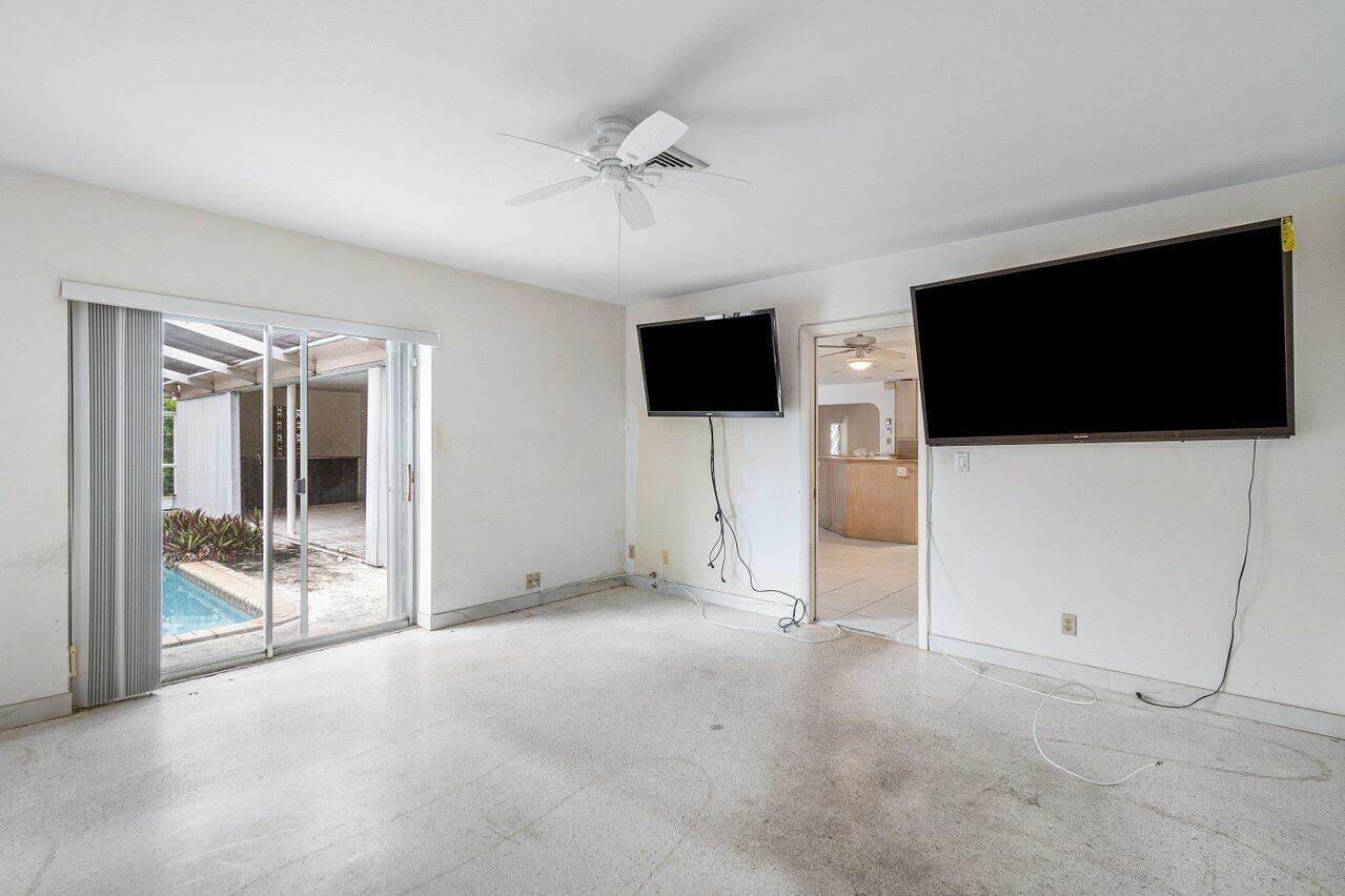 1060 Spanish River Road