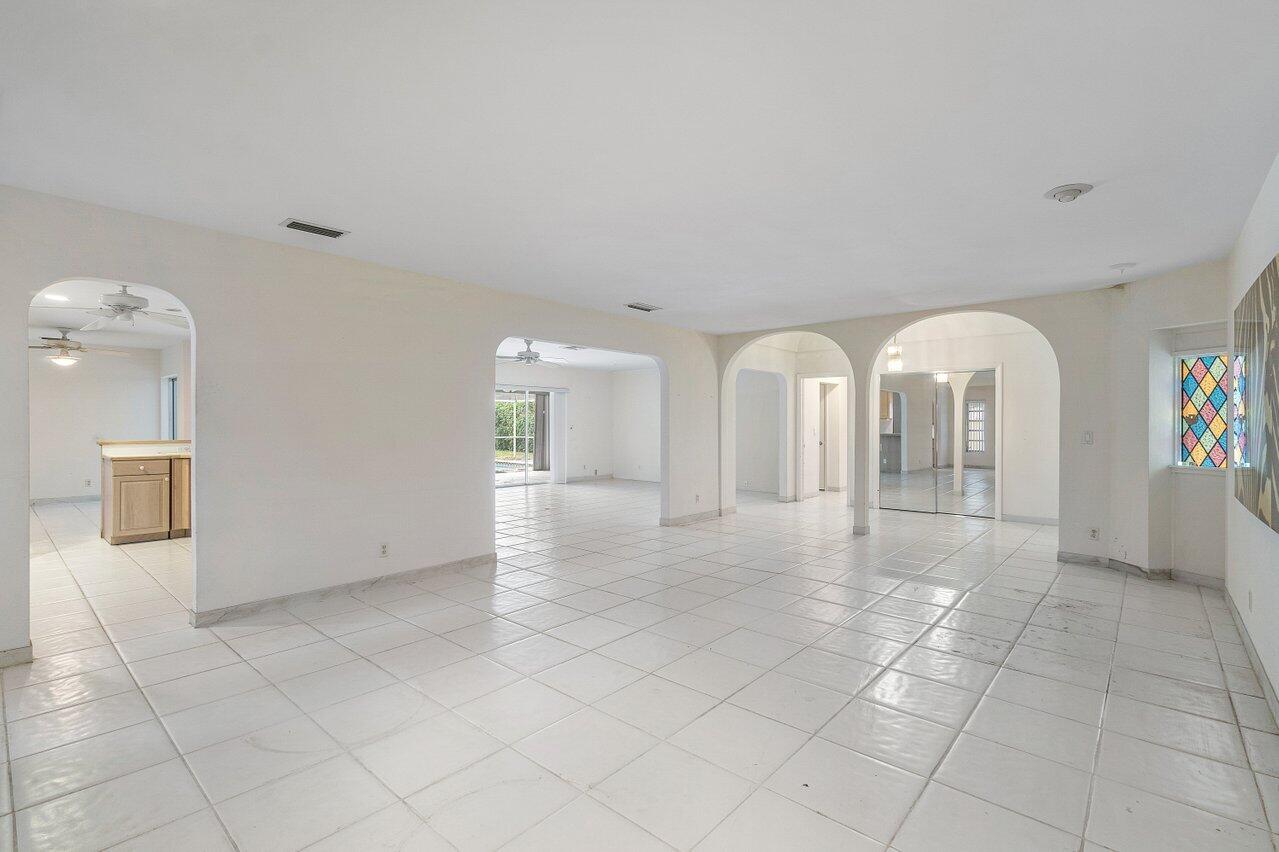 1060 Spanish River Road