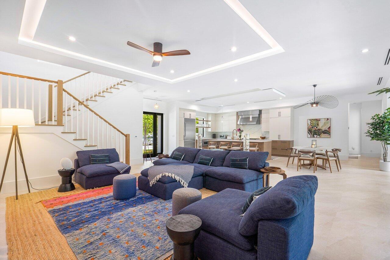 130 Pineapple Road