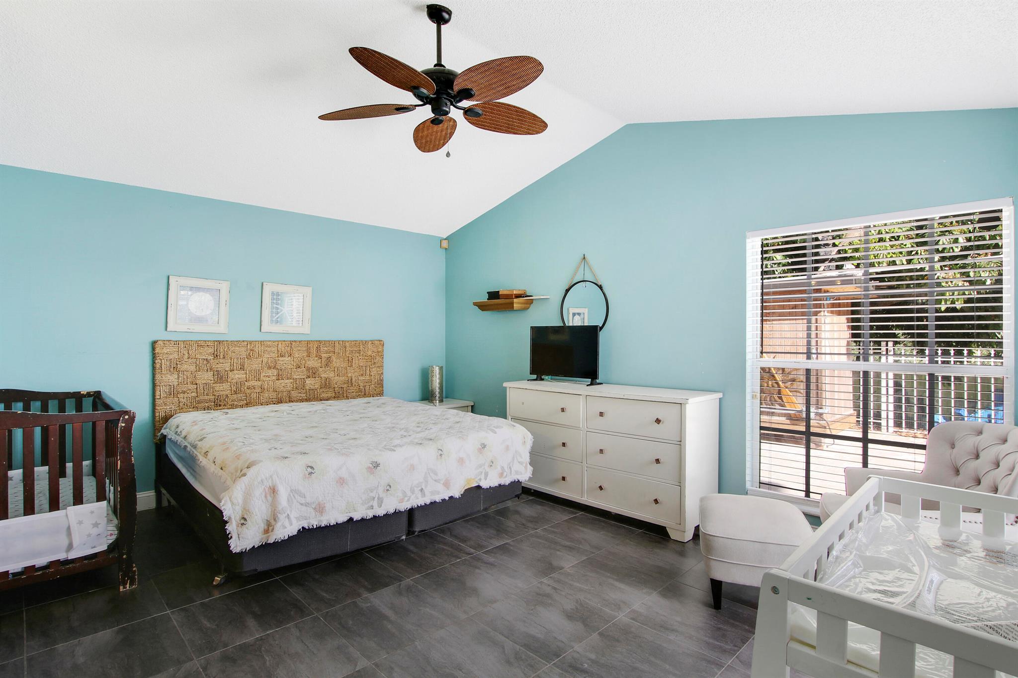 10330 Buena Ventura Drive