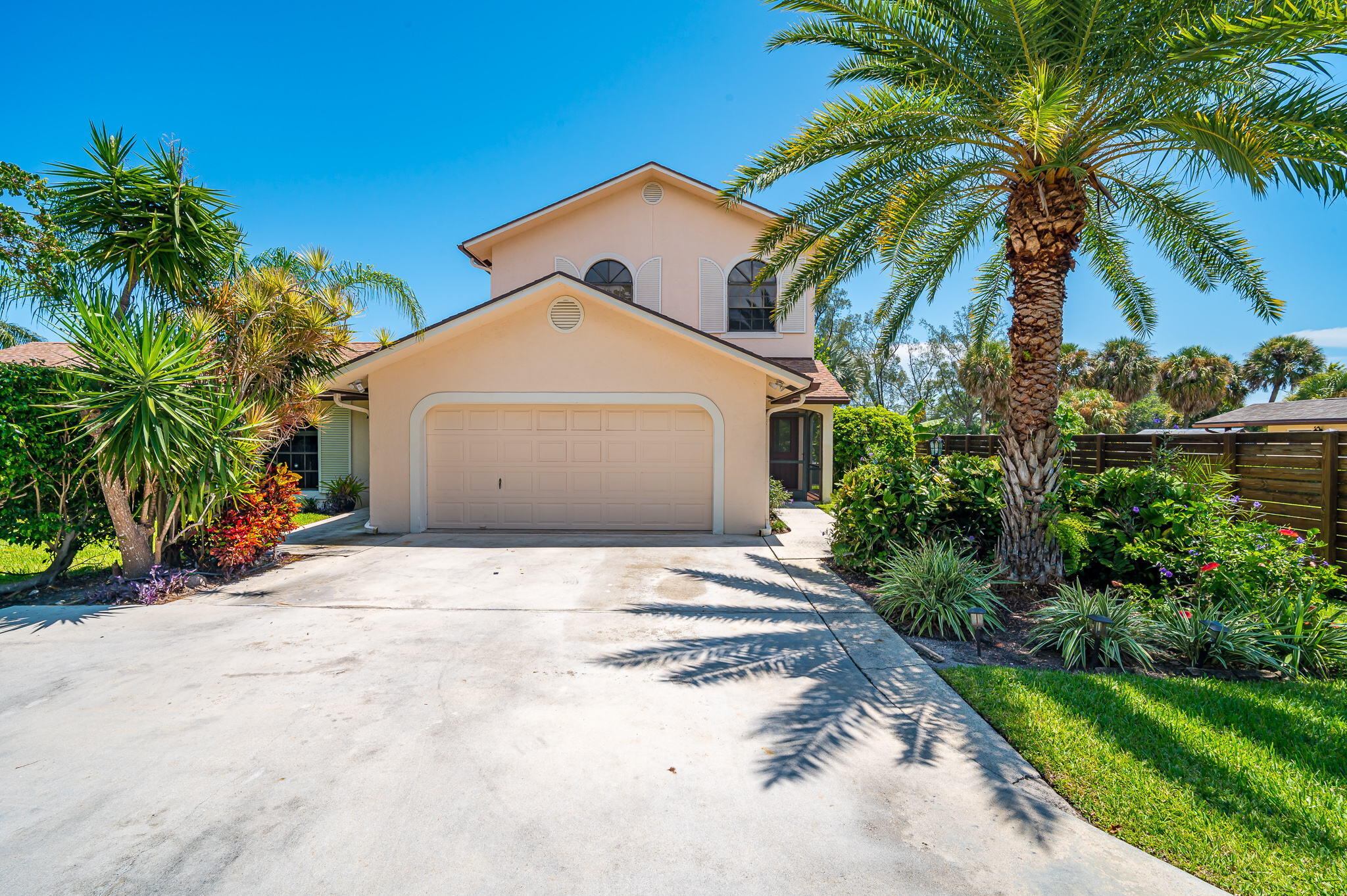 1324 N Lakeside Drive, Lake Worth Beach