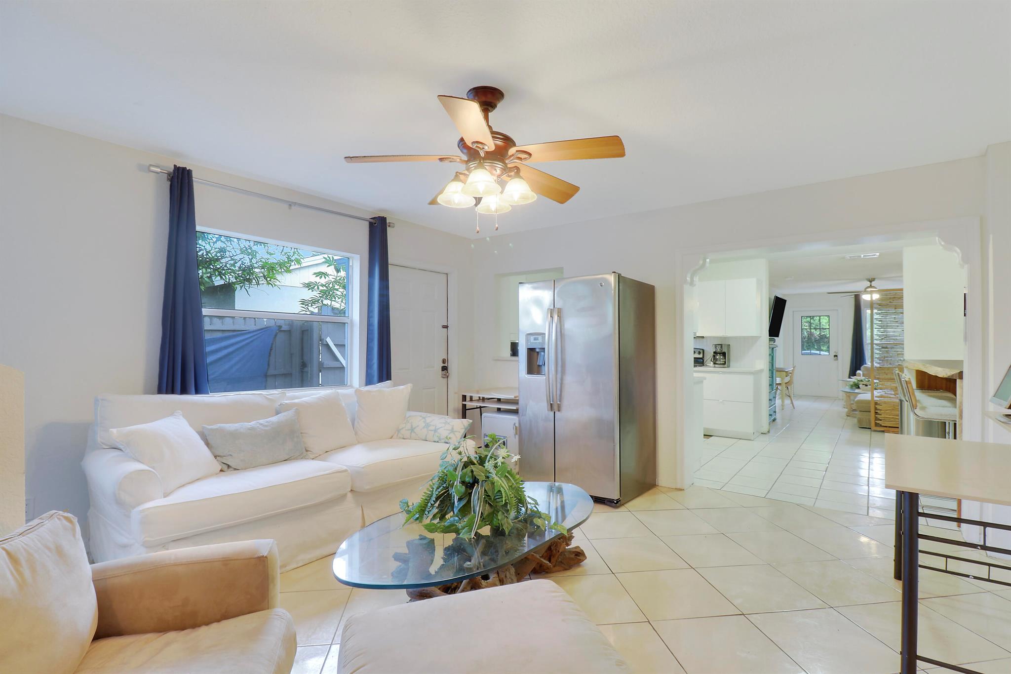 2723 Hiawatha Avenue