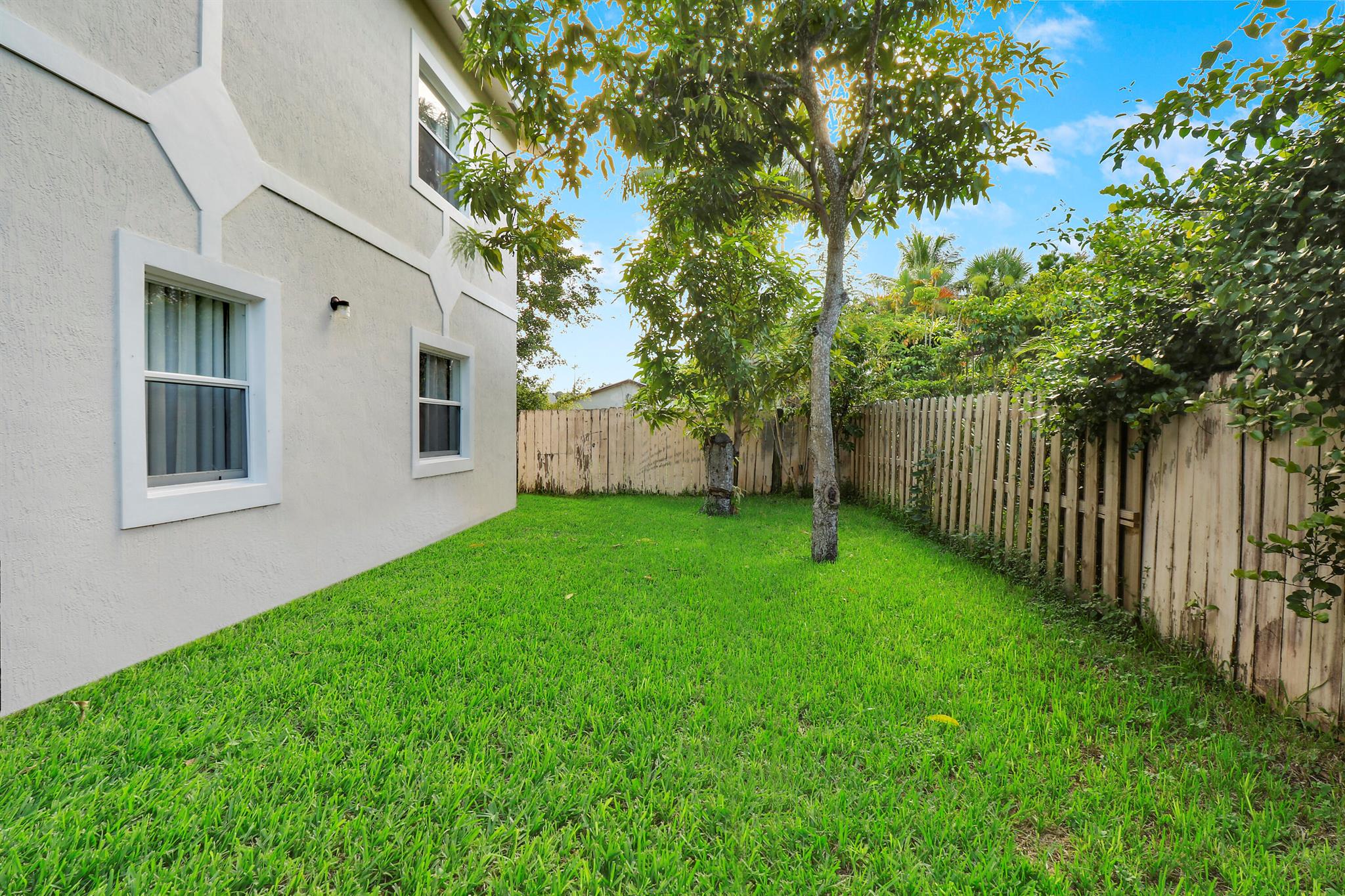 2723 Hiawatha Avenue