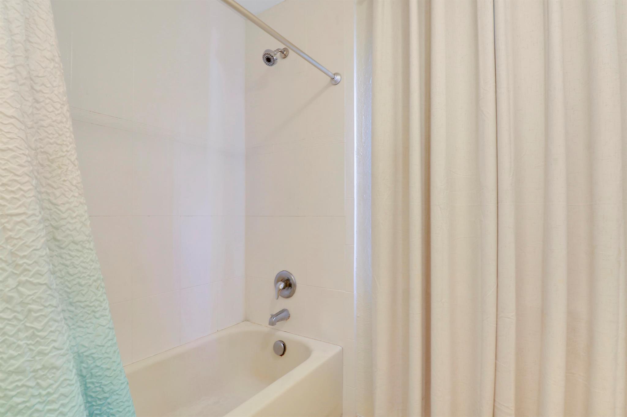 2723 Hiawatha Avenue