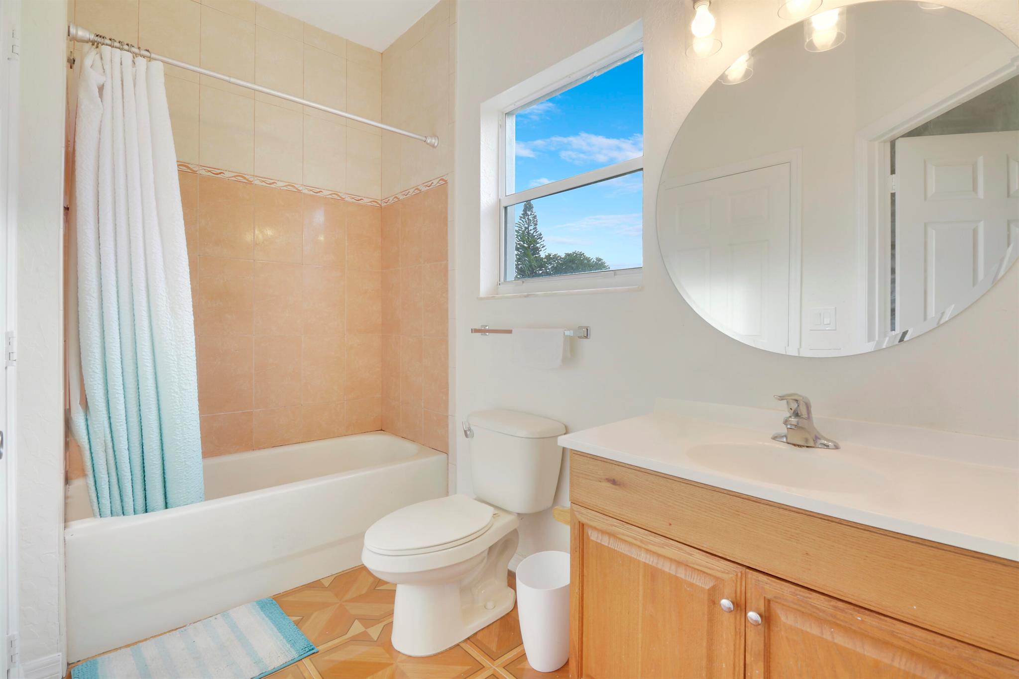 2723 Hiawatha Avenue