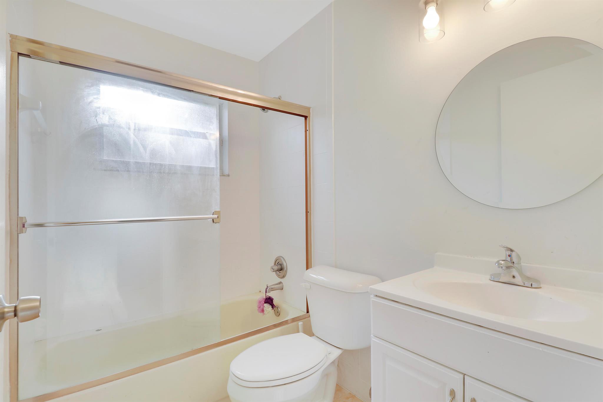 2723 Hiawatha Avenue