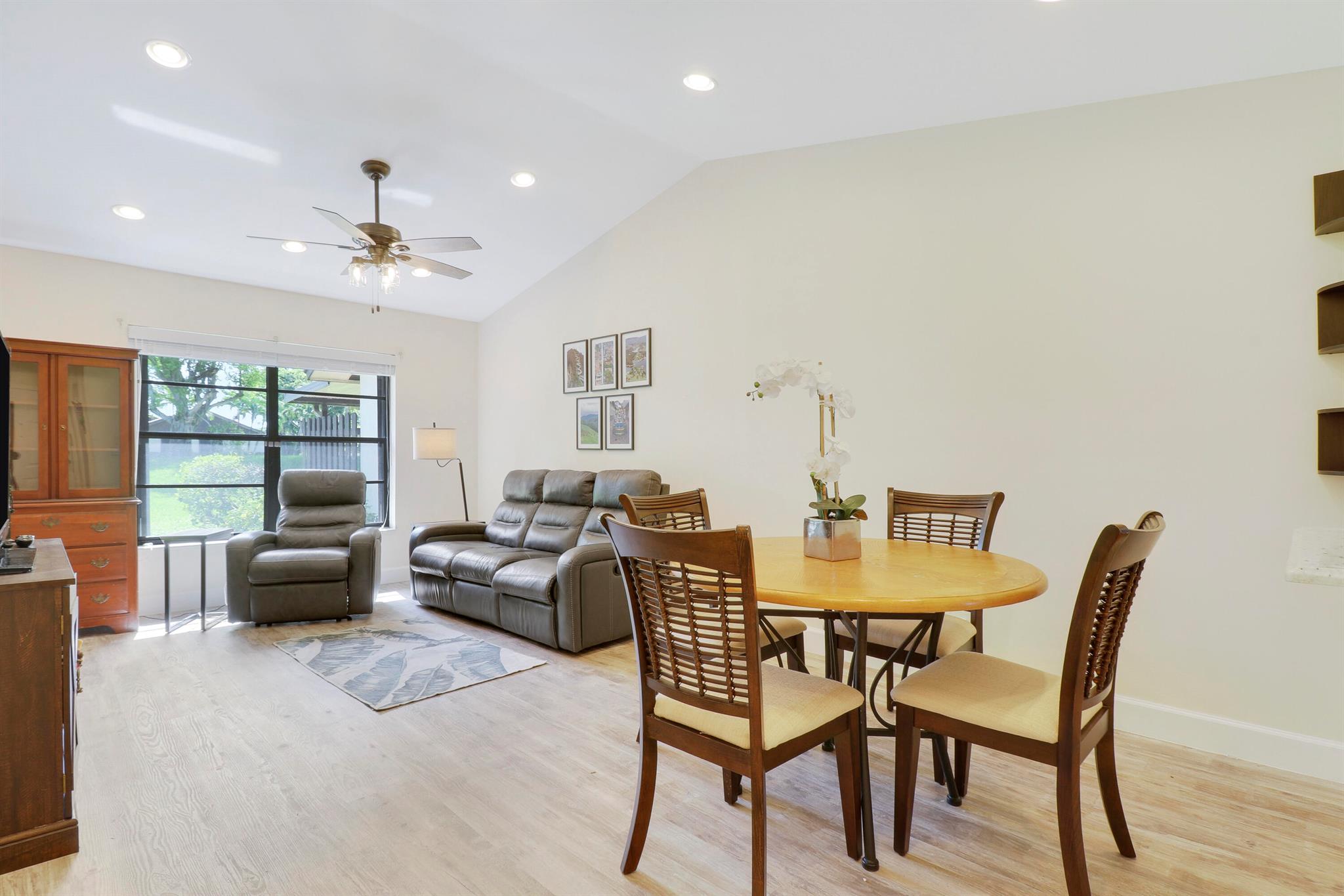 3 Via De Casas Norte