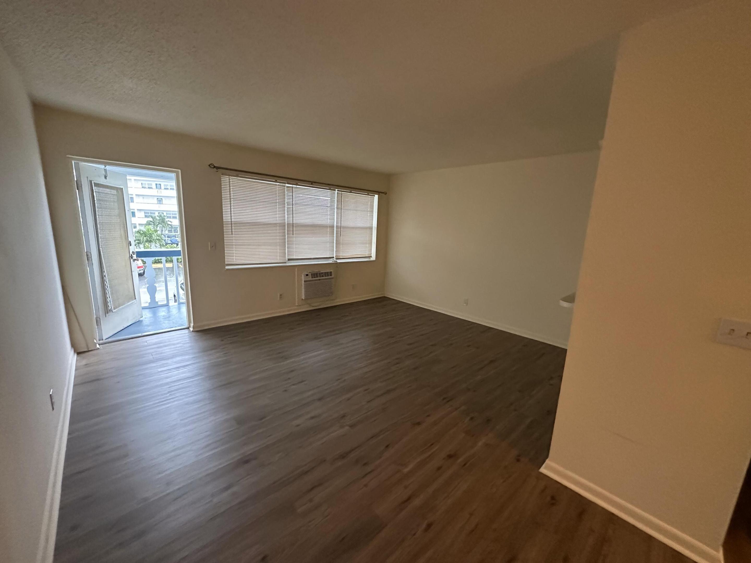 87 Lyndhurst D, Deerfield Beach