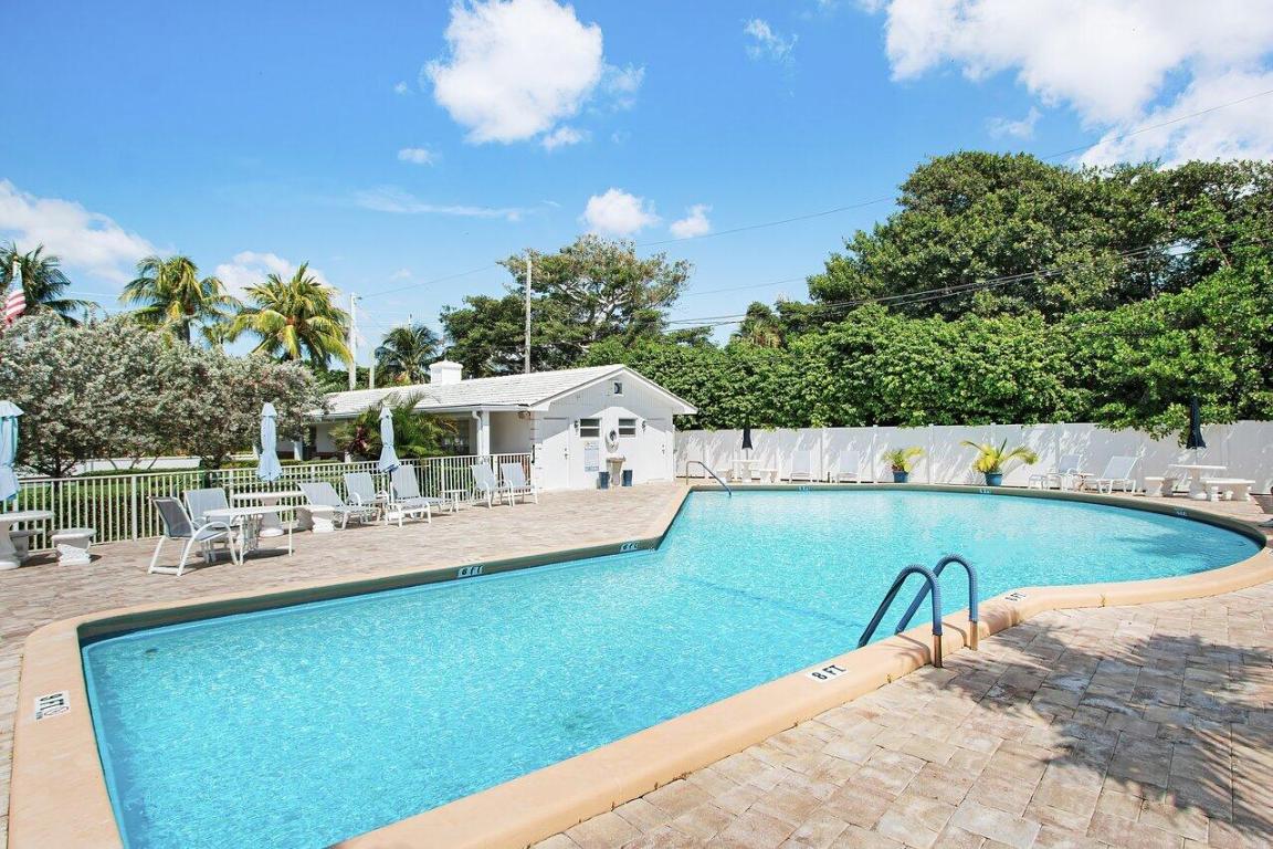 5505 N Ocean Boulevard 4-105, Ocean Ridge Unit: 4-105