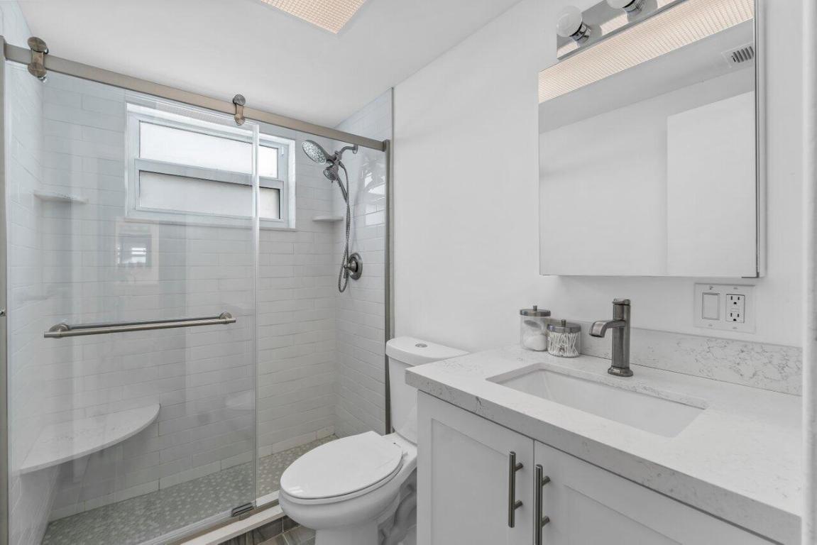 5505 N Ocean Boulevard 4-105, Ocean Ridge Unit: 4-105