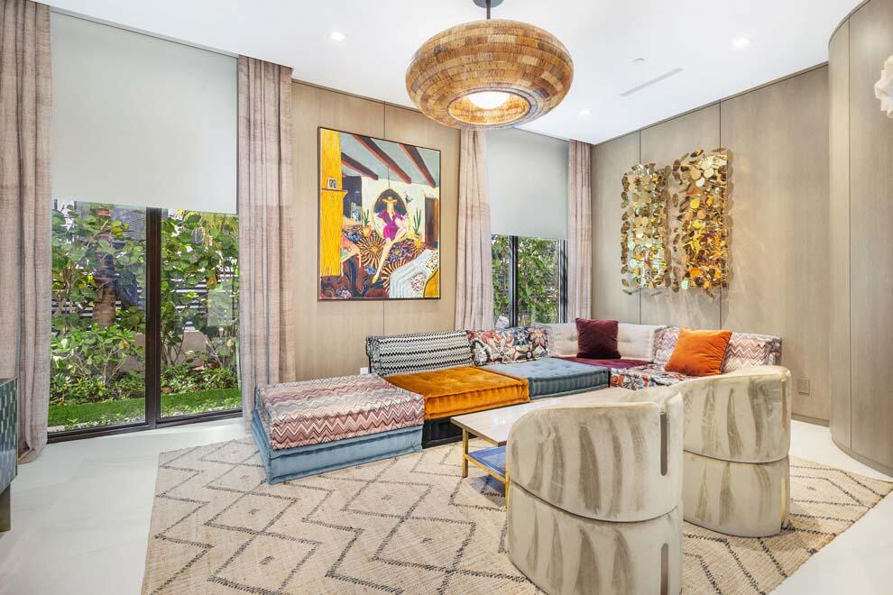 4513 S Ocean Boulevard, Highland Beach