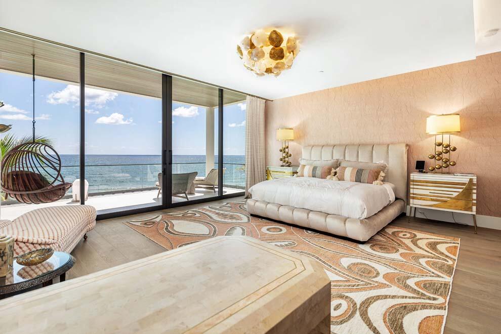 4513 S Ocean Boulevard, Highland Beach