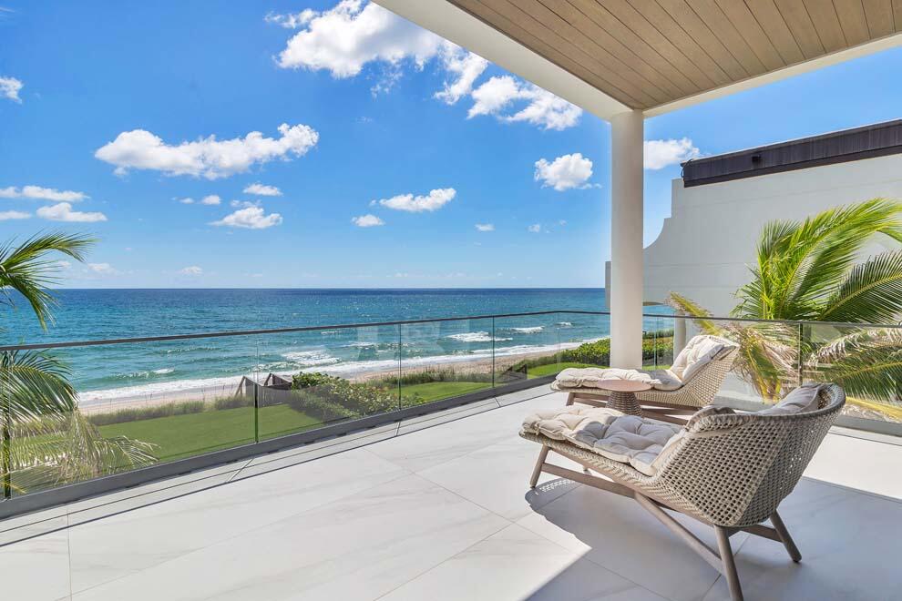 4513 S Ocean Boulevard, Highland Beach