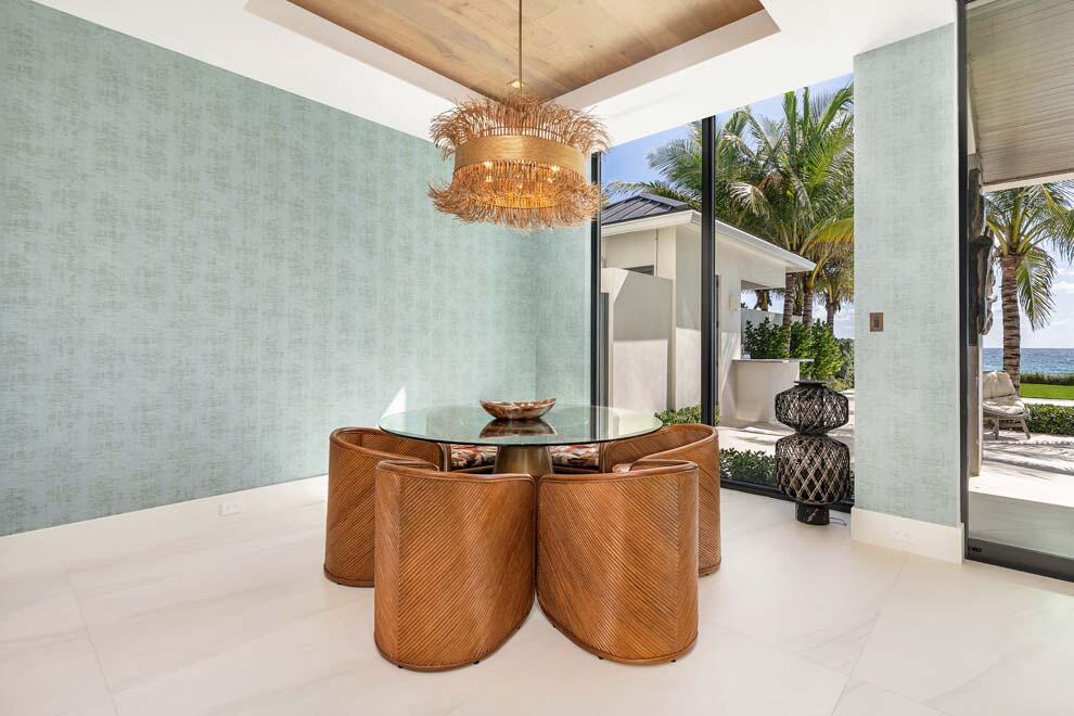 4513 S Ocean Boulevard, Highland Beach