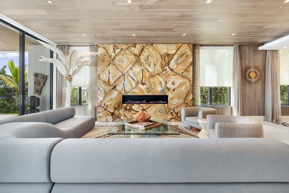 4513 S Ocean Boulevard, Highland Beach
