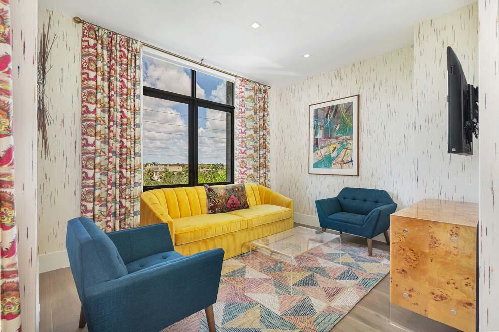 4513 S Ocean Boulevard, Highland Beach