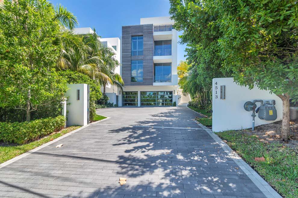 4513 S Ocean Boulevard, Highland Beach