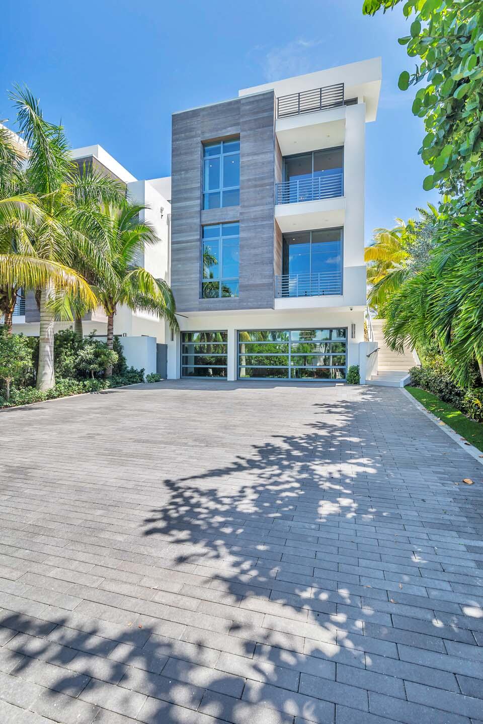 4513 S Ocean Boulevard, Highland Beach