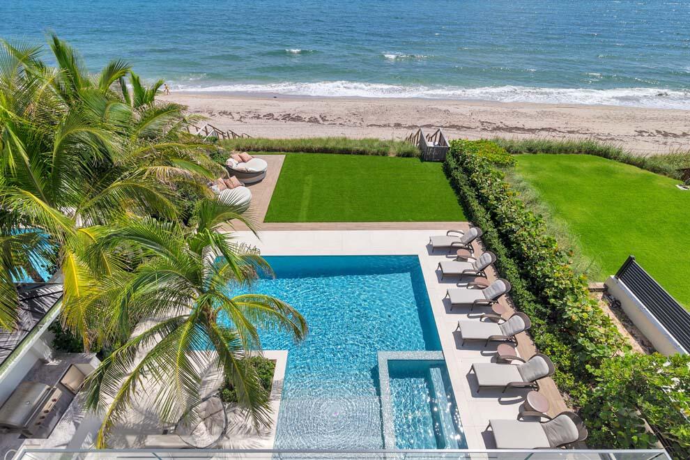 4513 S Ocean Boulevard, Highland Beach