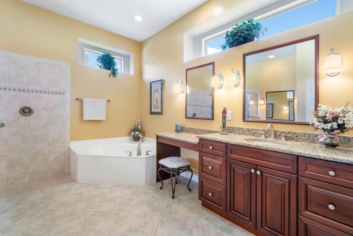 710 SW Great Exuma Cove