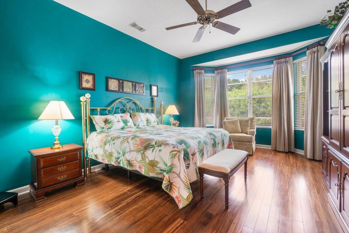 710 SW Great Exuma Cove