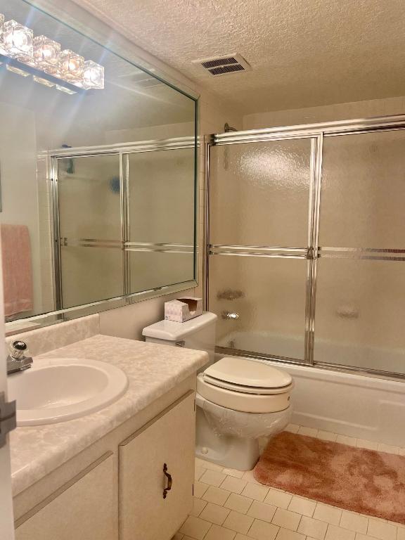 3545 S Ocean Boulevard Boulevard 401, South Palm Beach Unit: 401