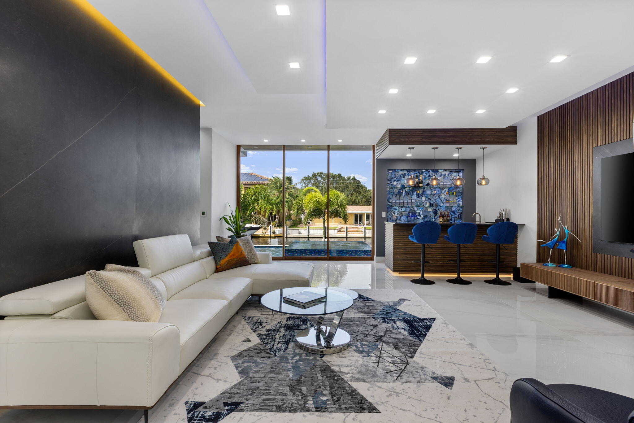 2631 NE 48th Court