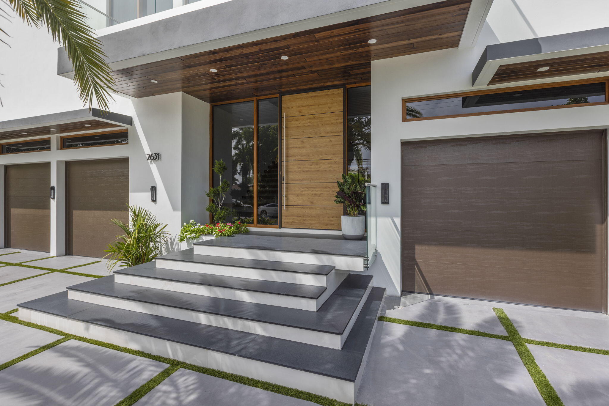 2631 NE 48th Court