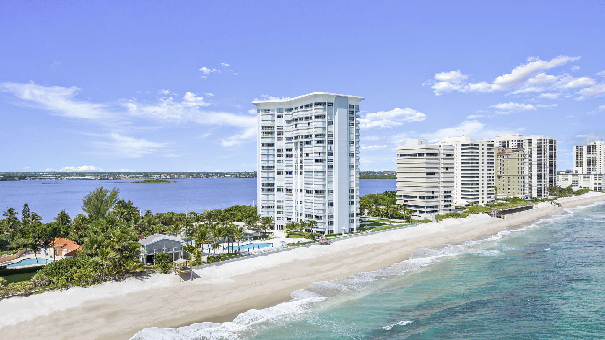 5200 N Ocean Drive 1702, Singer Island Unit: 1702
