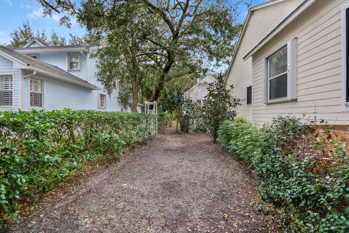 2590 Natures Way, Palm Beach Gardens