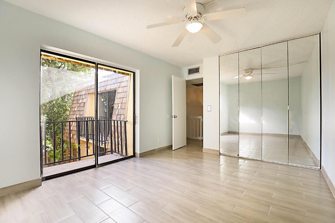 253 Woodland Road, Palm Springs