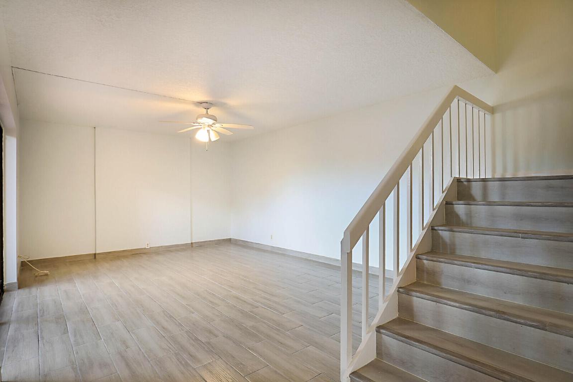 253 Woodland Road, Palm Springs