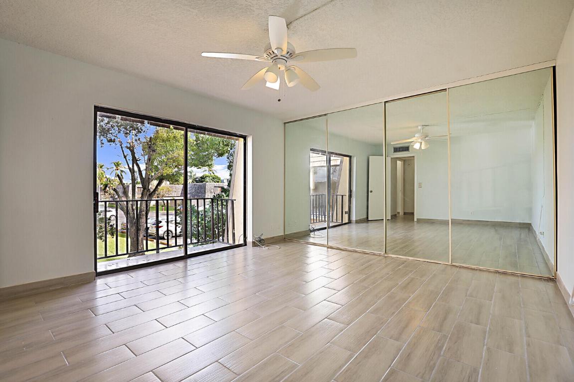 253 Woodland Road, Palm Springs