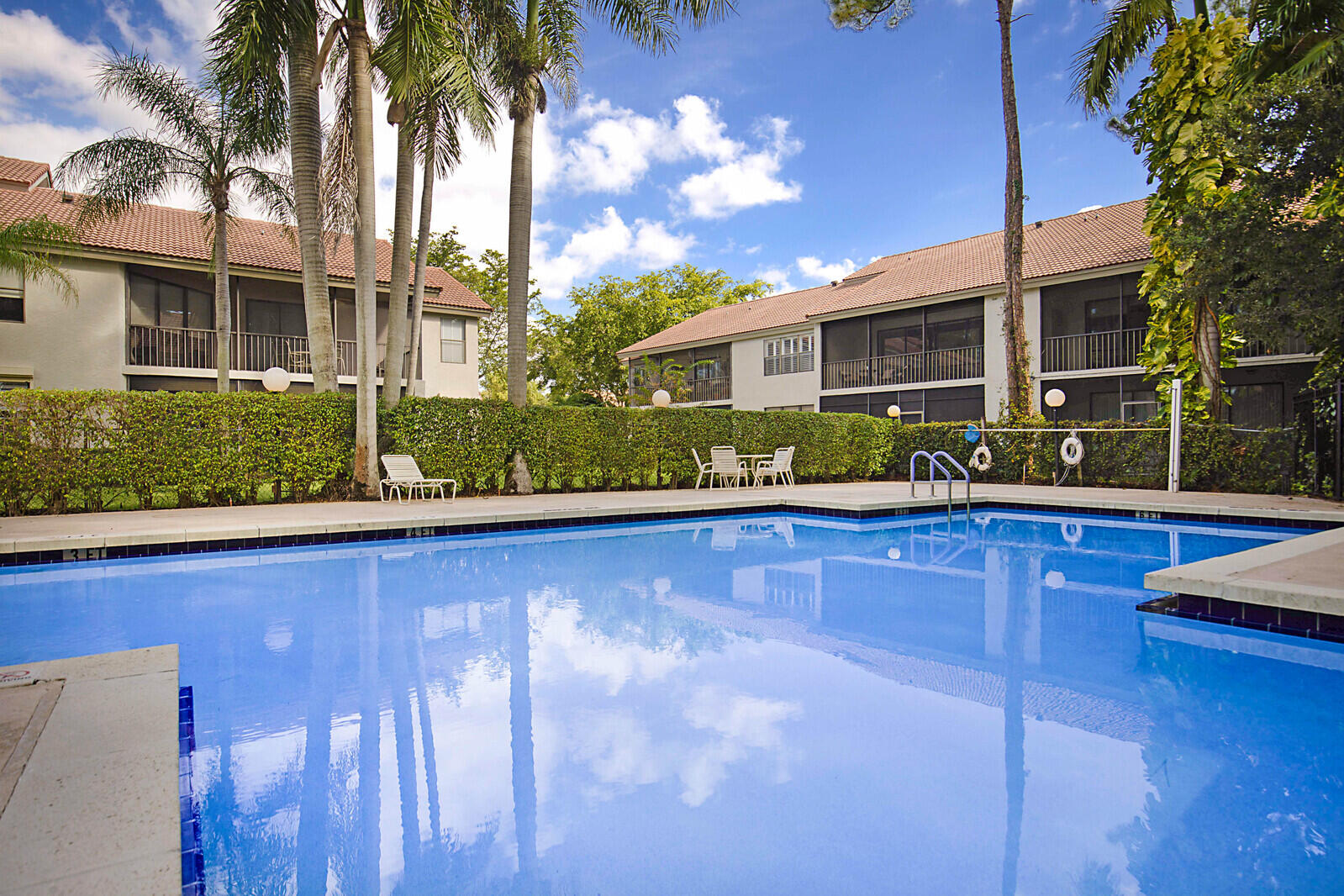 5800 Coach House Circle A, Boca Raton Unit: A