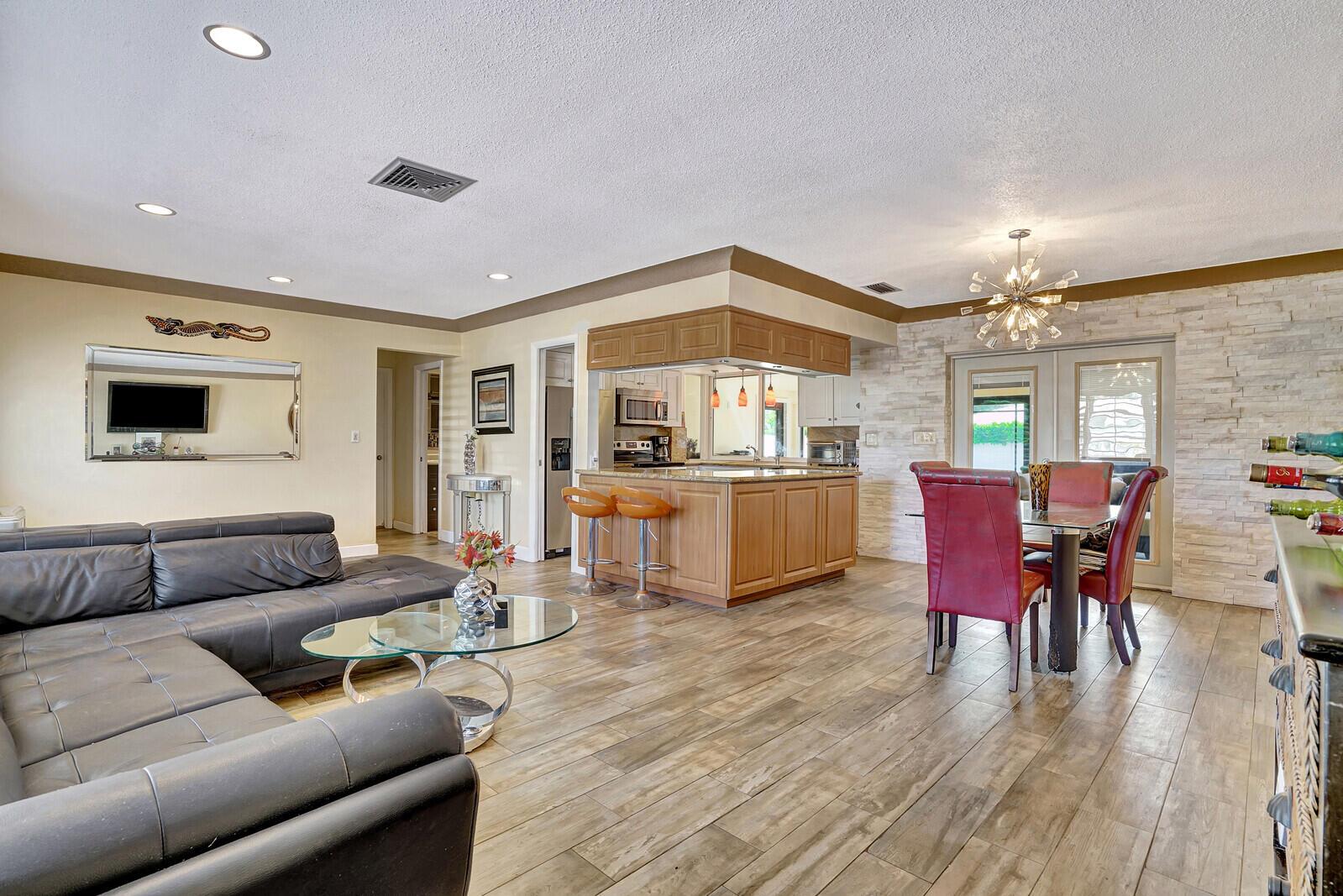 1452 SE 14th Street