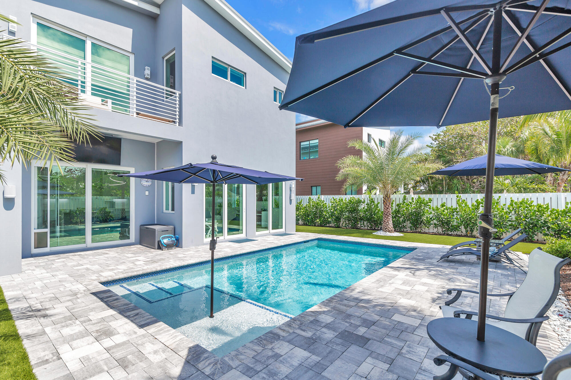 1519 N Lakeside Drive, Lake Worth Beach