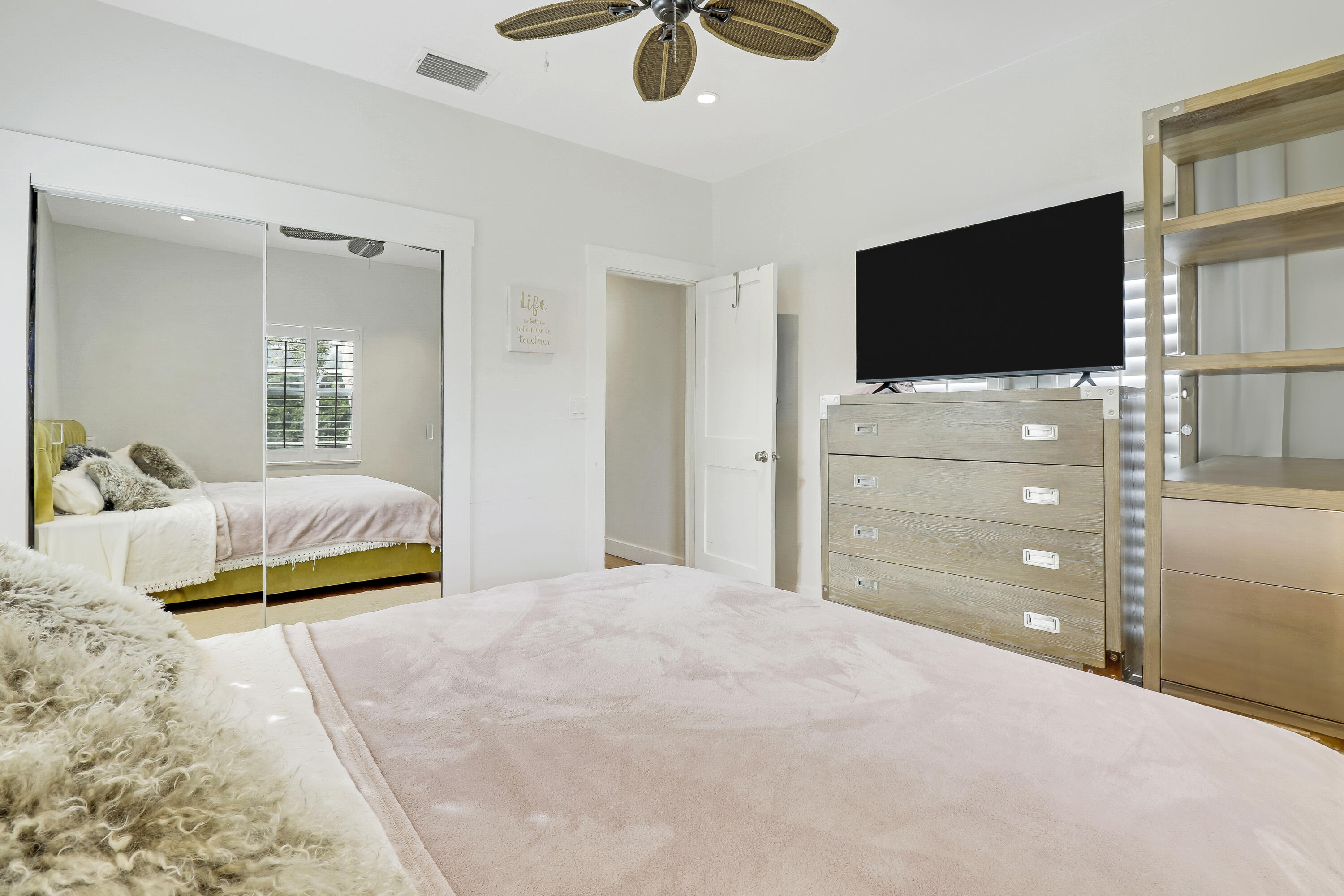 215 NE 13th Street