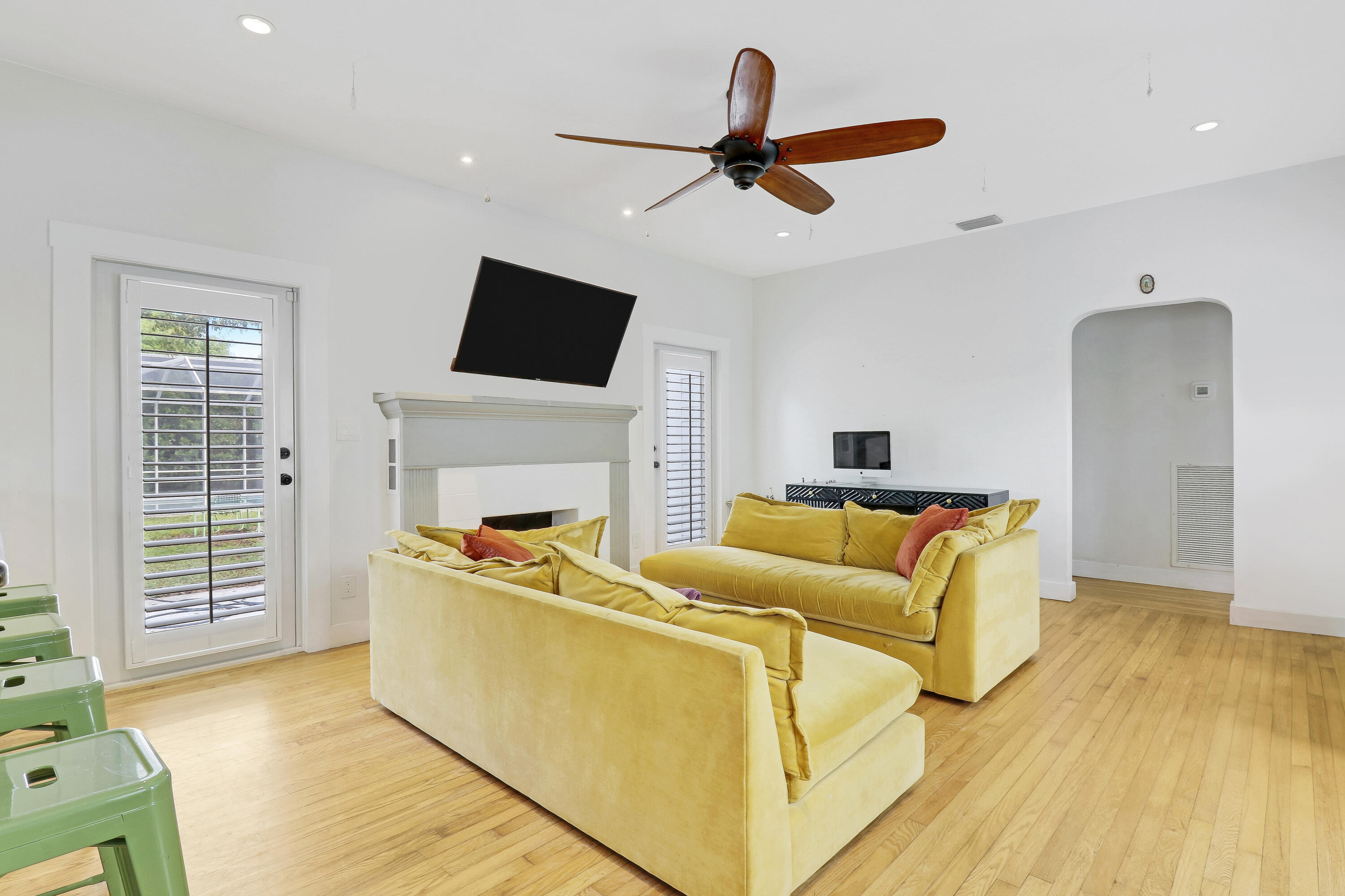 215 NE 13th Street