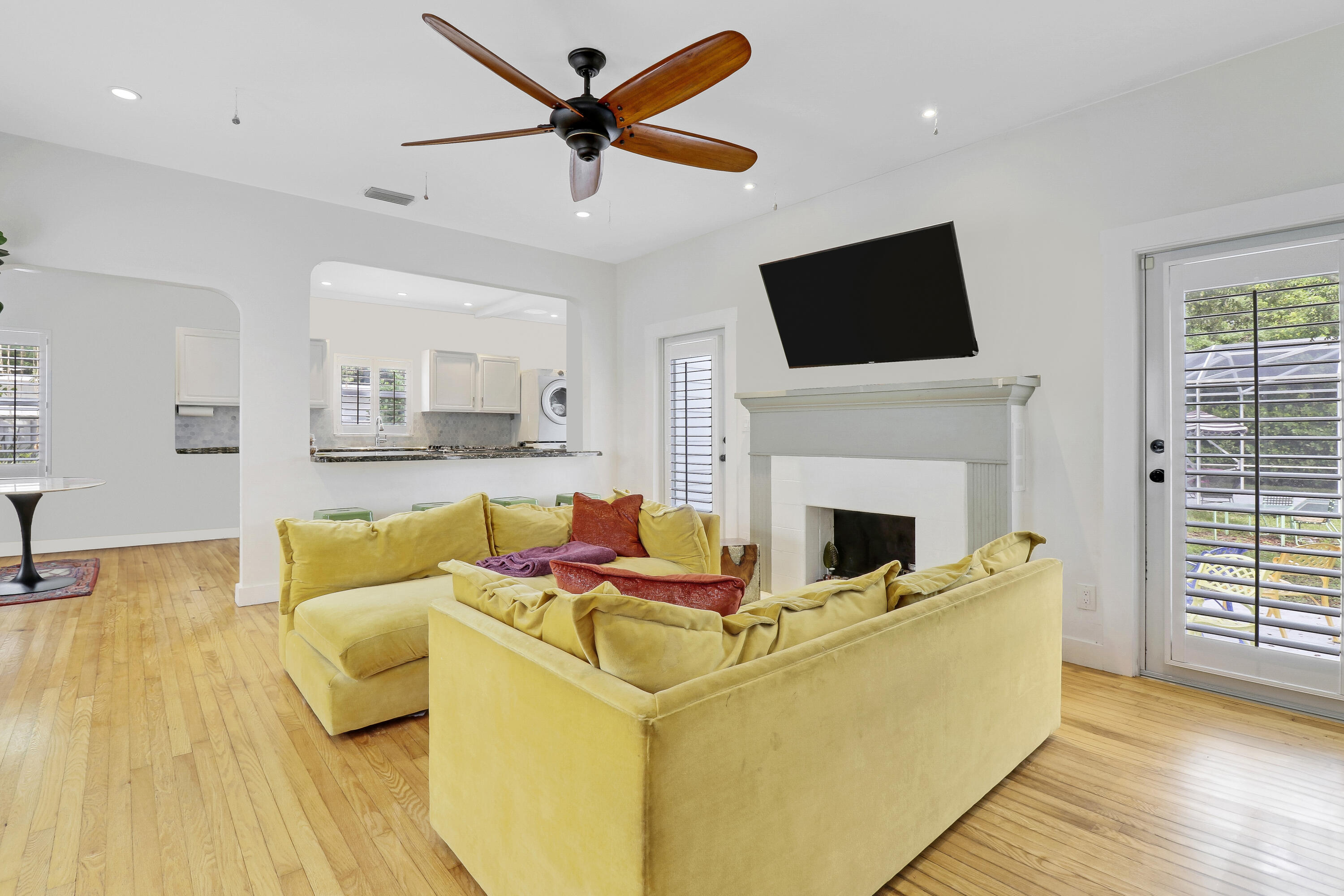 215 NE 13th Street